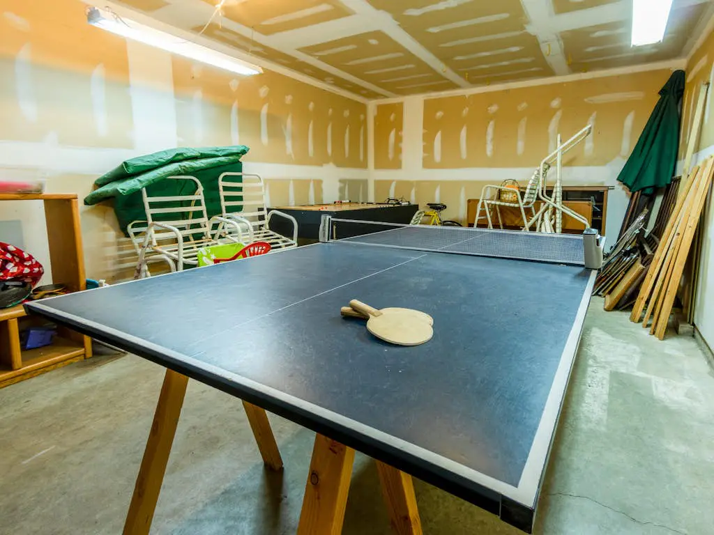 2-story dog-friendly home with beach access, Ping-Pong table, & grill