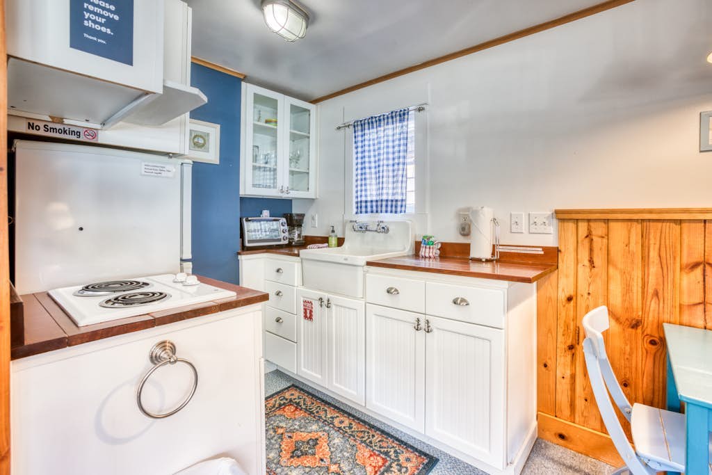 Six Cottages w/ Shared Courtyard & Grill - Two Blocks to Beach Dog-Friendly