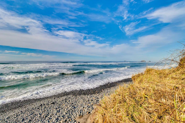 Charming home with ocean views, patio, BBQ grill, WiFi, W/D, walk to beach