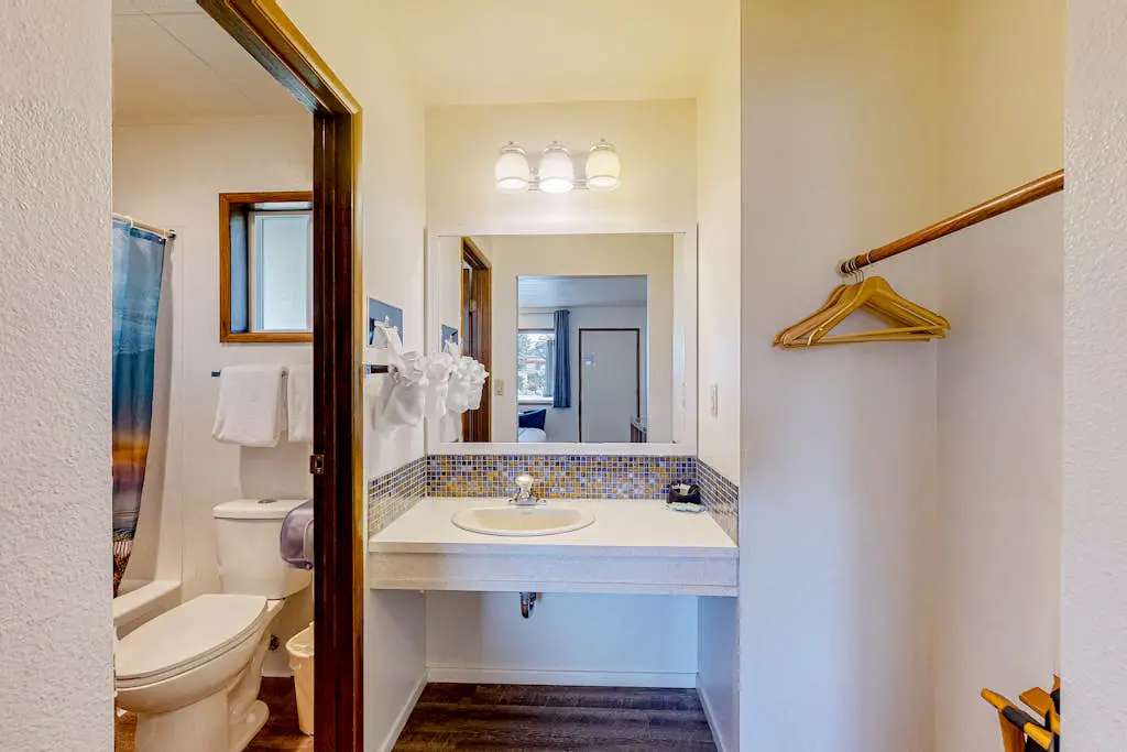 Lamplighter Inn - 107 Seabird Coast