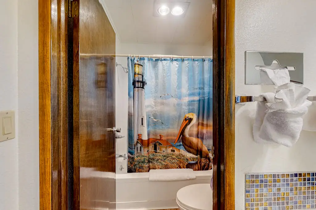 Lamplighter Inn - 107 Seabird Coast