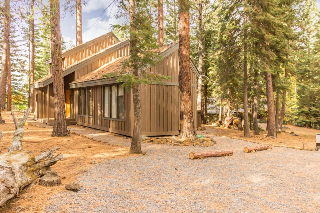 Dog-friendly cabin with deck, mountain views, pools, & hot tubs
