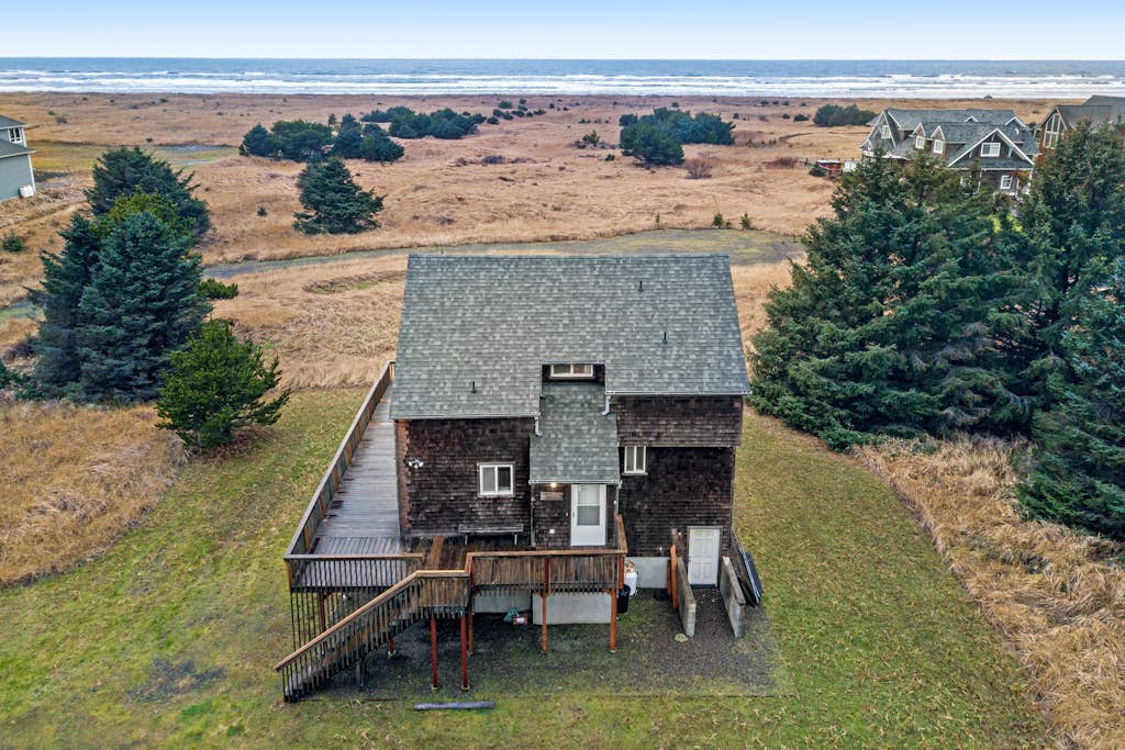Family-Friendly, Oceanfront Home with Free WiFi, Gas Fireplace, & Private W/D