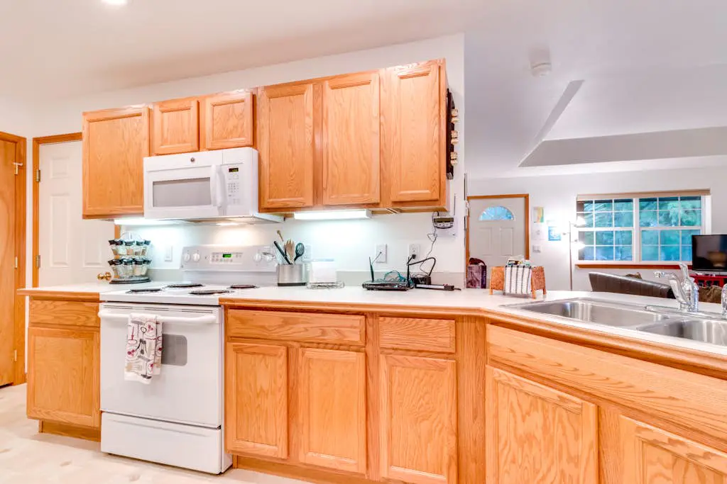 Dog-Friendly Home with Private Hot Tub - Near City Park and Beach Access