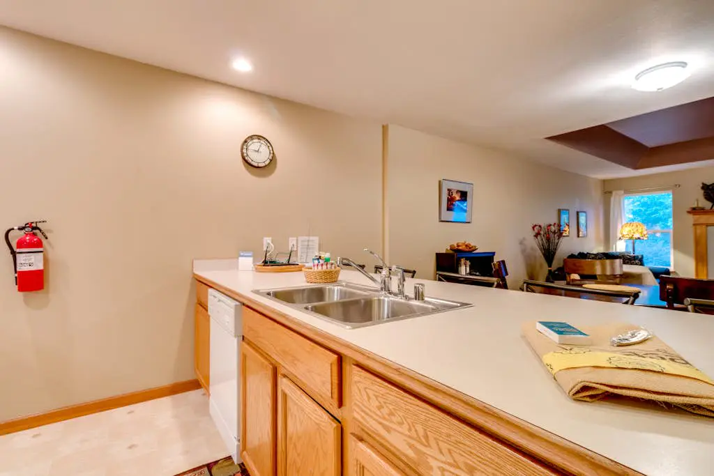 Dog-Friendly Home with Private Hot Tub - Near City Park and Beach Access
