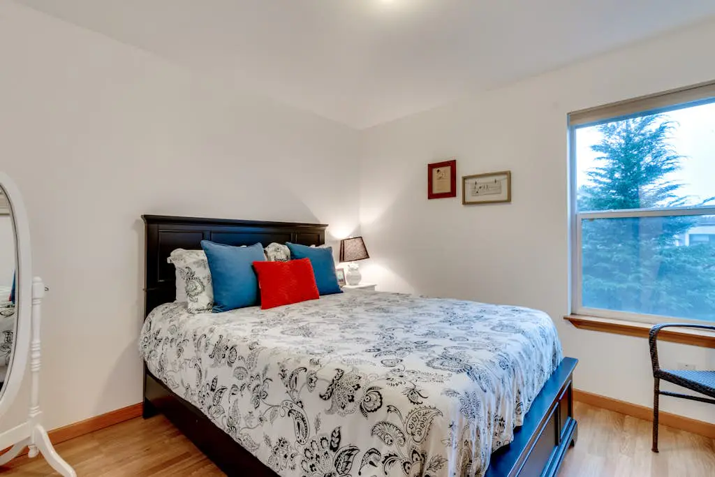 Dog-Friendly Home with Private Hot Tub - Near City Park and Beach Access