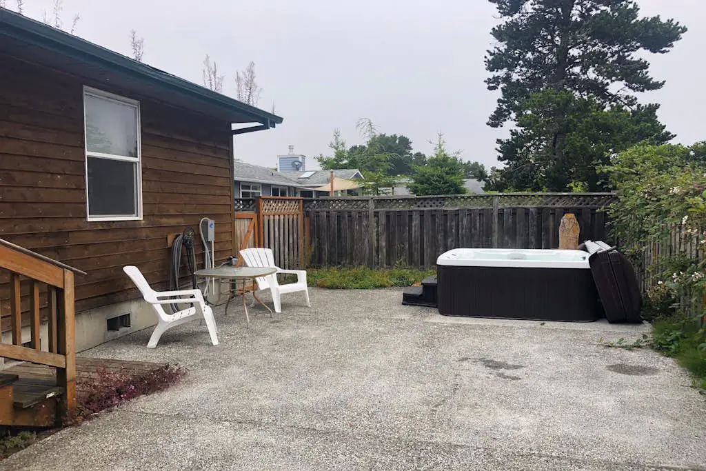 Dog-Friendly Home with Private Hot Tub - Near City Park and Beach Access