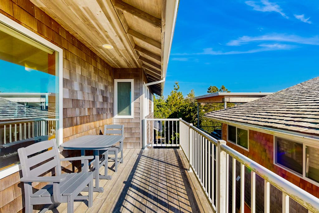 Frannie's Beachfront