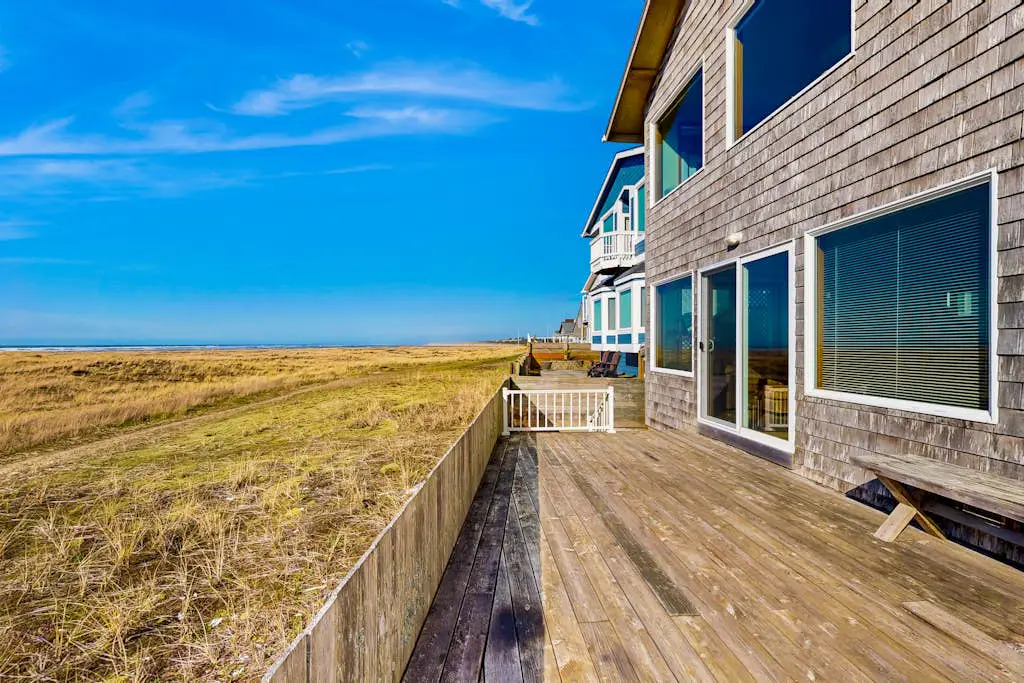 Frannie's Beachfront