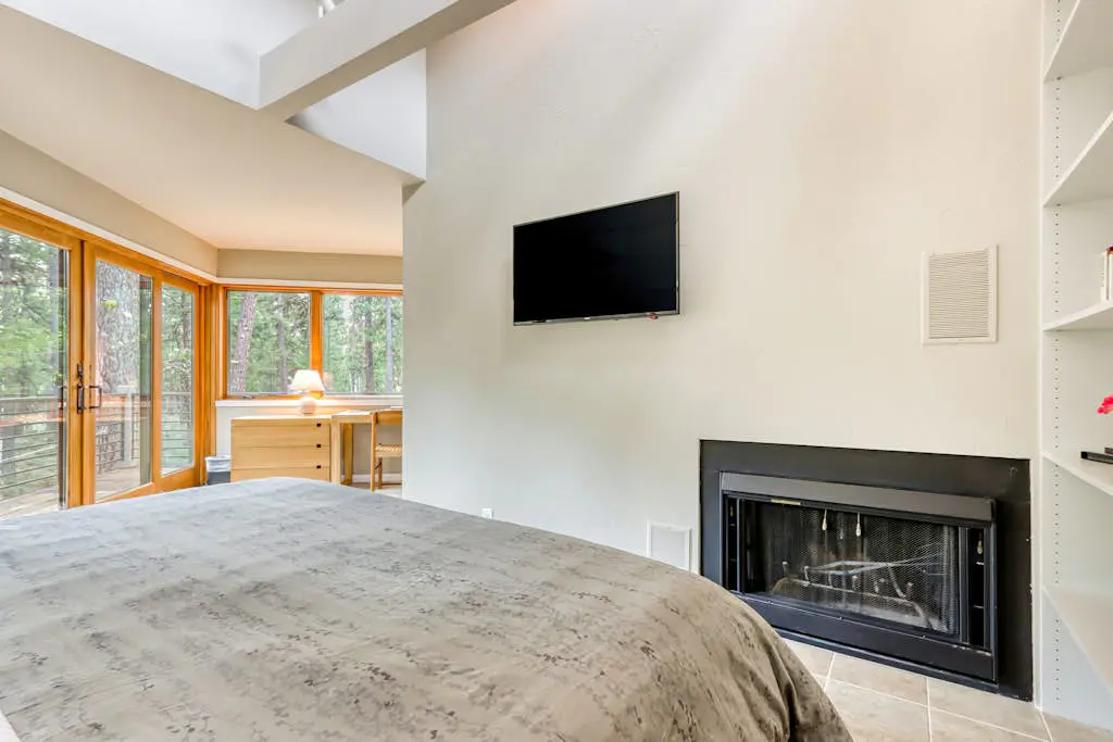 Architect's Masterpiece Black Butte