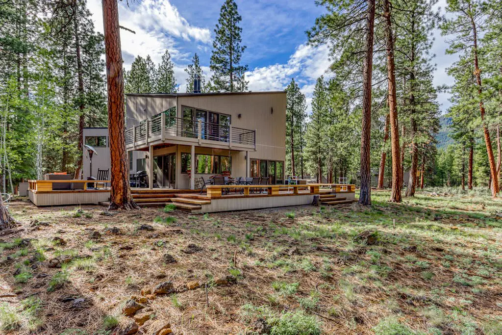 Architect's Masterpiece Black Butte