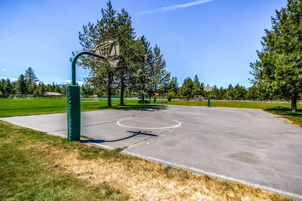 Architect's Masterpiece Black Butte
