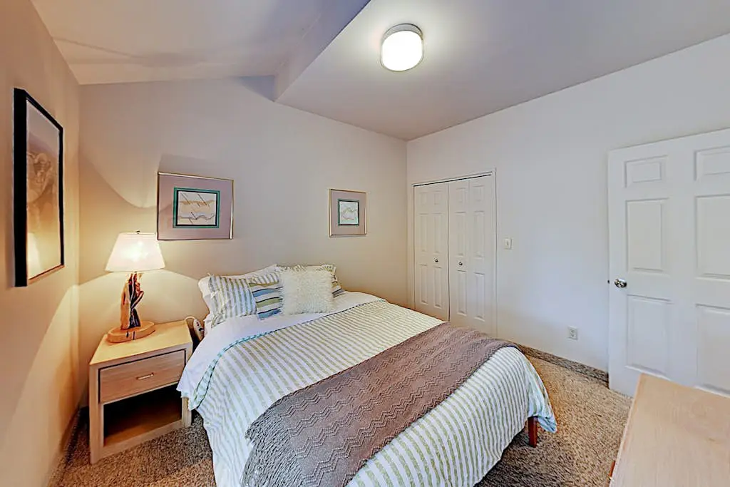 Hawks Landing - River & Mountain Views - Pool, Spa, Water Park, Tennis, Golf
