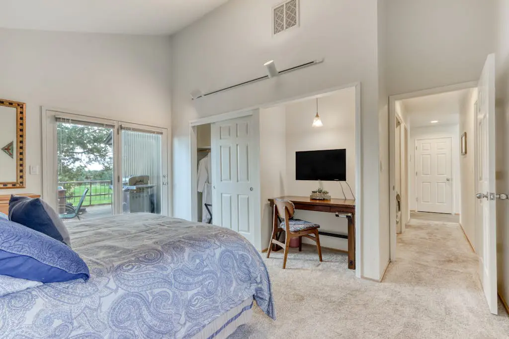 Robin Court Retreat
