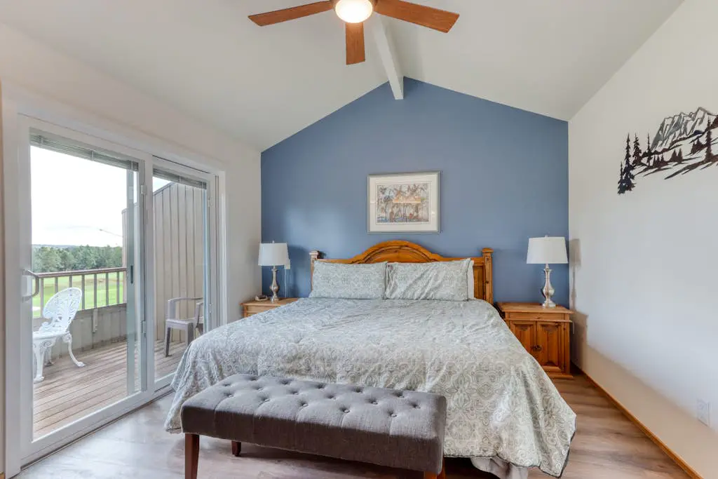 Robin Court Retreat