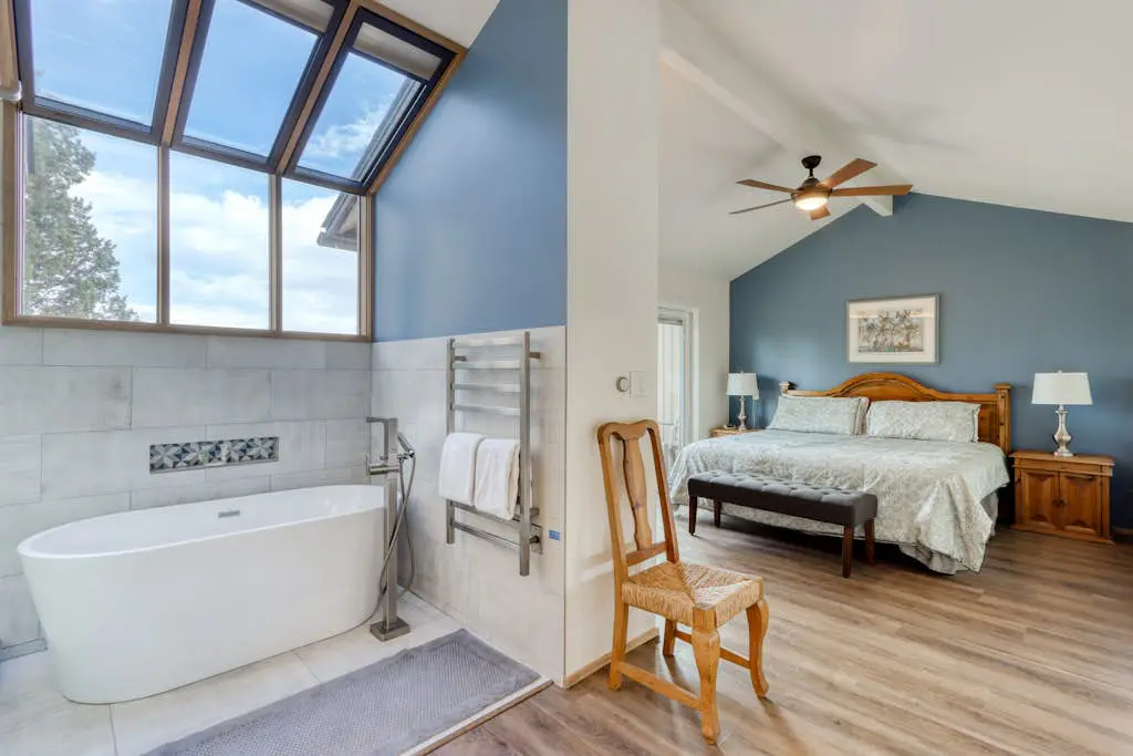 Robin Court Retreat
