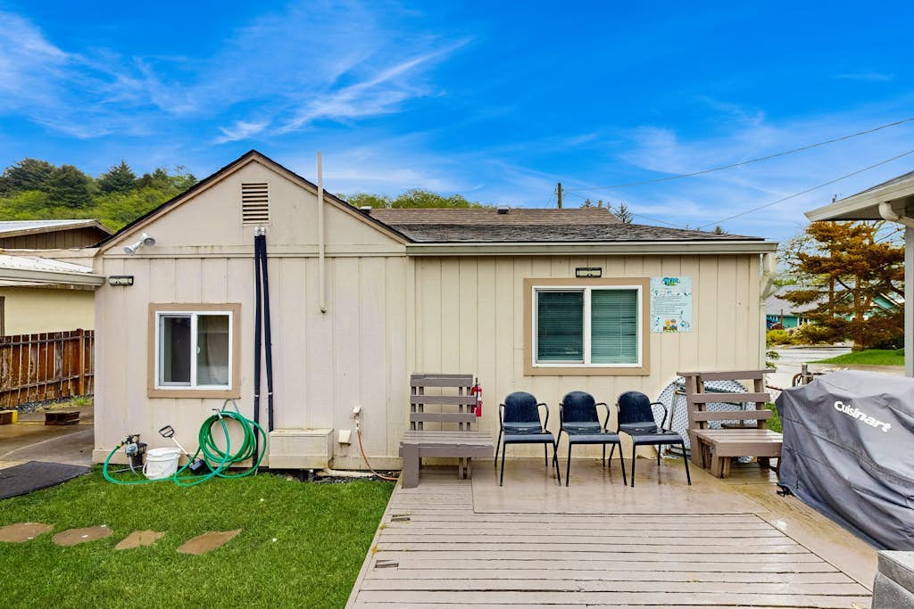 DnA Tiny beach House