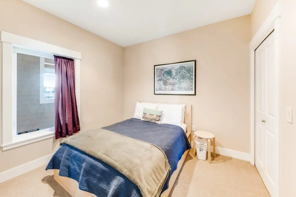 Oceanfront top floor condo with stunning views gas fireplace and grill