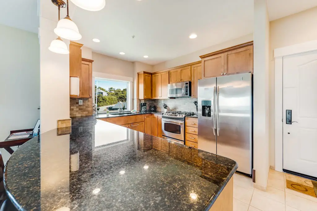 Oceanfront top floor condo with stunning views gas fireplace and grill