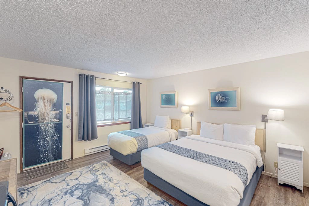 Lamplighter Inn - 105 Jellyfish Reef