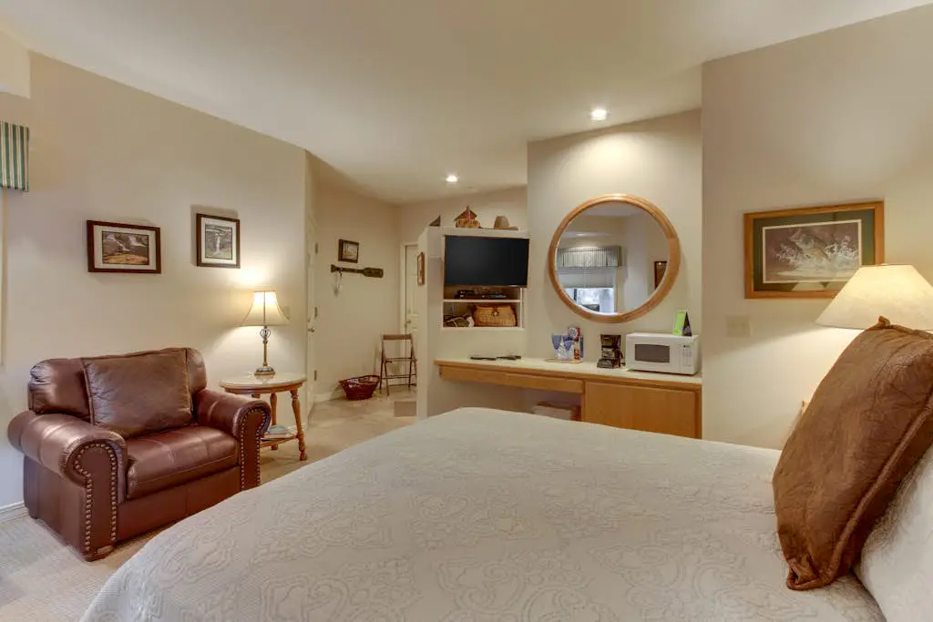 Mt Bachelor Village - Seclusion in Century West