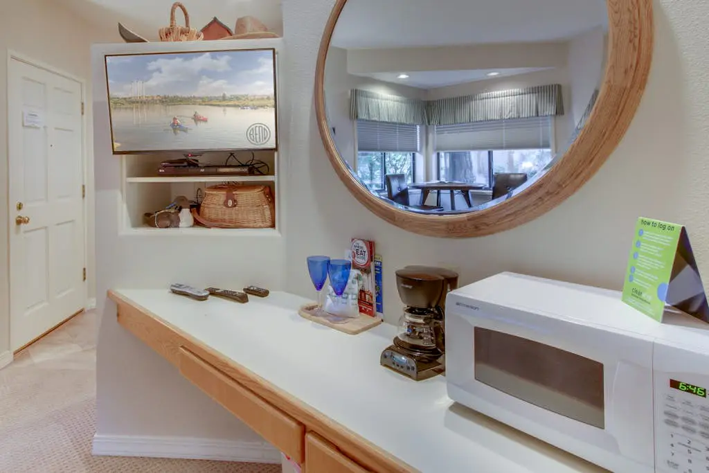 Mt Bachelor Village - Seclusion in Century West