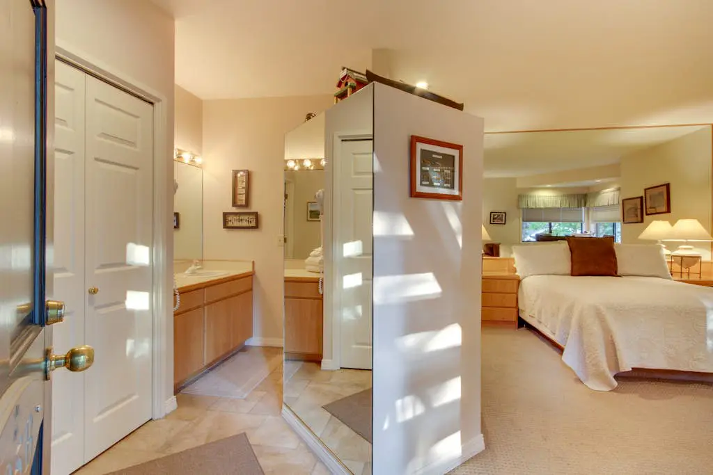 Mt Bachelor Village - Seclusion in Century West