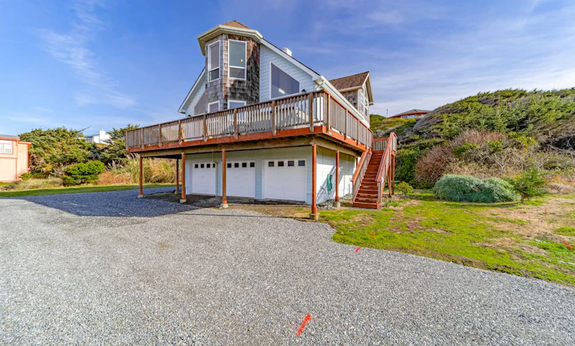 Exquisite home with spectacular views, deck, gas fireplace & game room