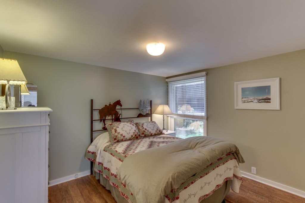 Dog-friendly condo with 6 SHARC passes & great golf course views