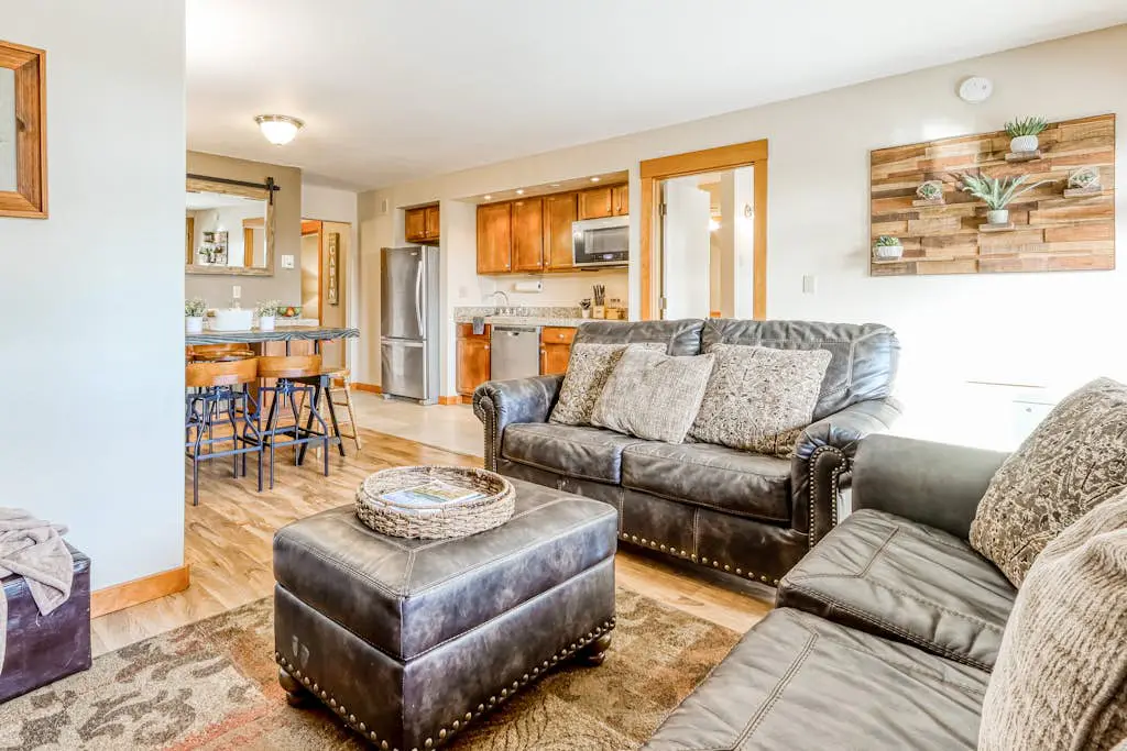 Seventh Mountain Resort Unit 713