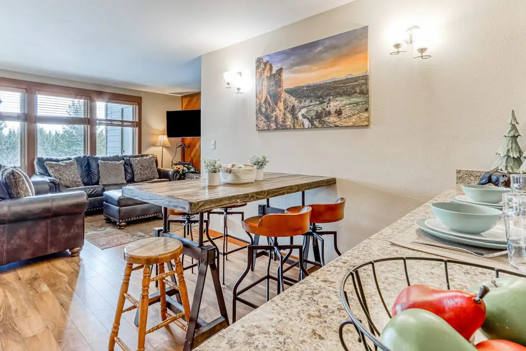 Seventh Mountain Resort Unit 713