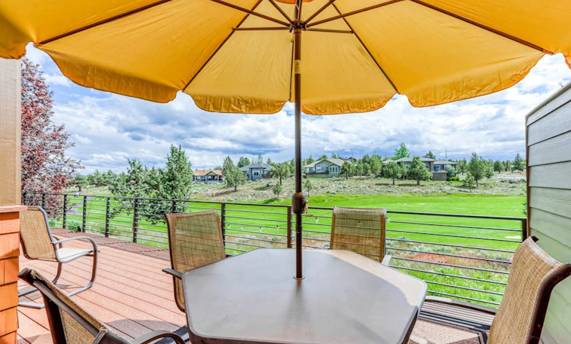 Golf Course View Family Retreat with WiFi, Shared Pool/Hot Tub, Deck, & More