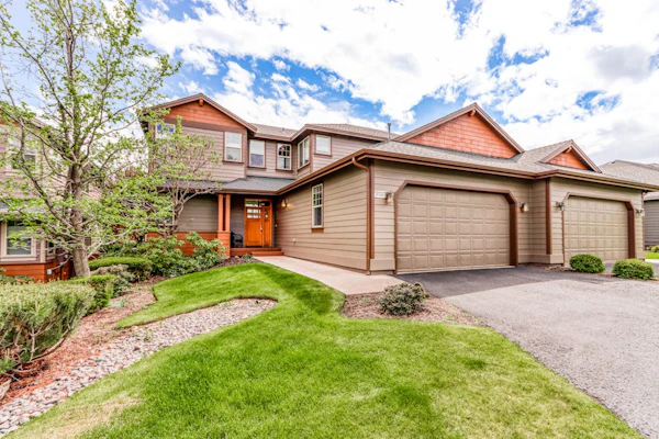 Golf Course View Family Retreat with WiFi, Shared Pool/Hot Tub, Deck, & More