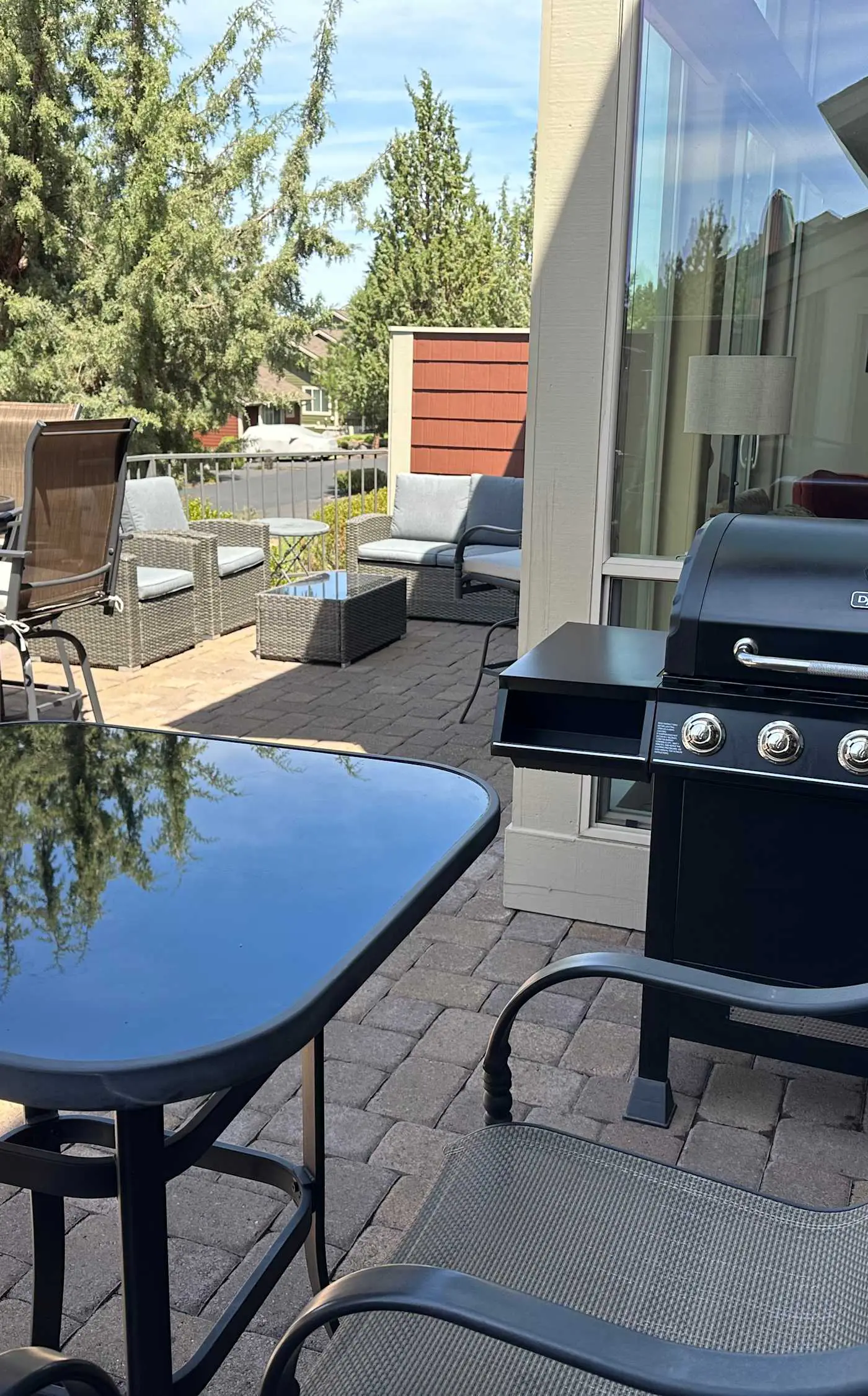 Dog-friendly townhome with mountain views, pools, hot tubs, fitness room, & W&D