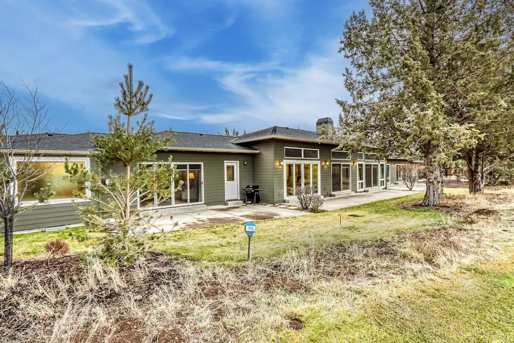 Stunning home on The Ridge Course with grill, pools, sport courts, hot tub, gym