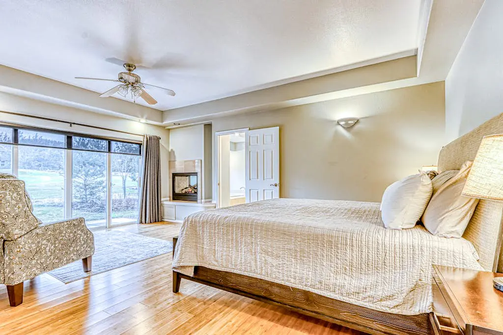 Stunning home on The Ridge Course with grill, pools, sport courts, hot tub, gym