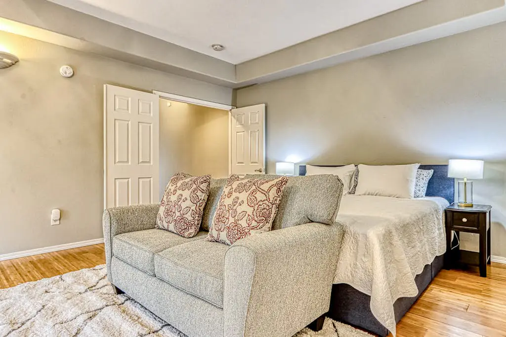 Stunning home on The Ridge Course with grill, pools, sport courts, hot tub, gym