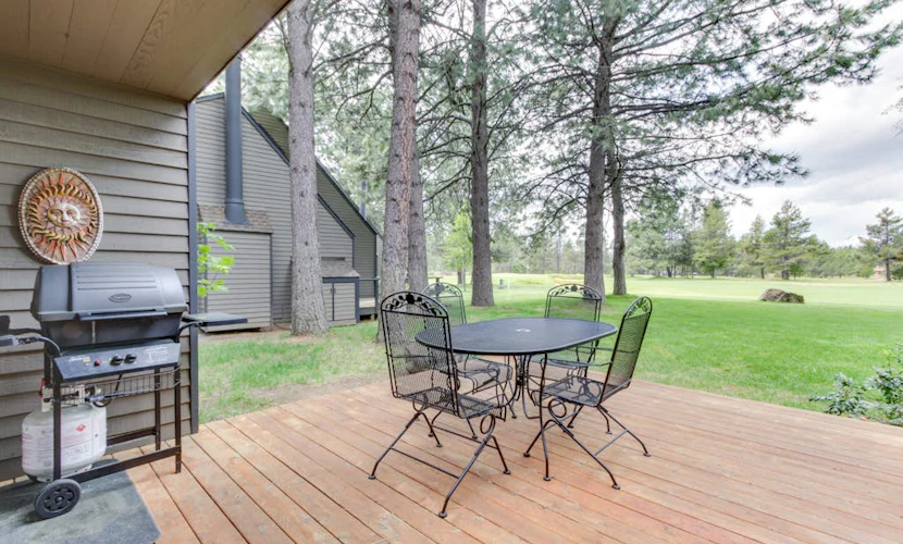 Dog-friendly Sunriver Condo with Great Location & View, SHARC Passes