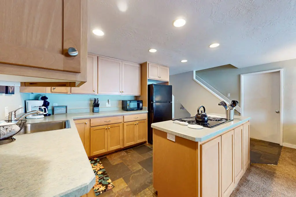 Dog-friendly Sunriver Condo with Great Location & View, SHARC Passes