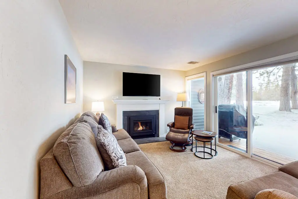 Dog-friendly Sunriver Condo with Great Location & View, SHARC Passes
