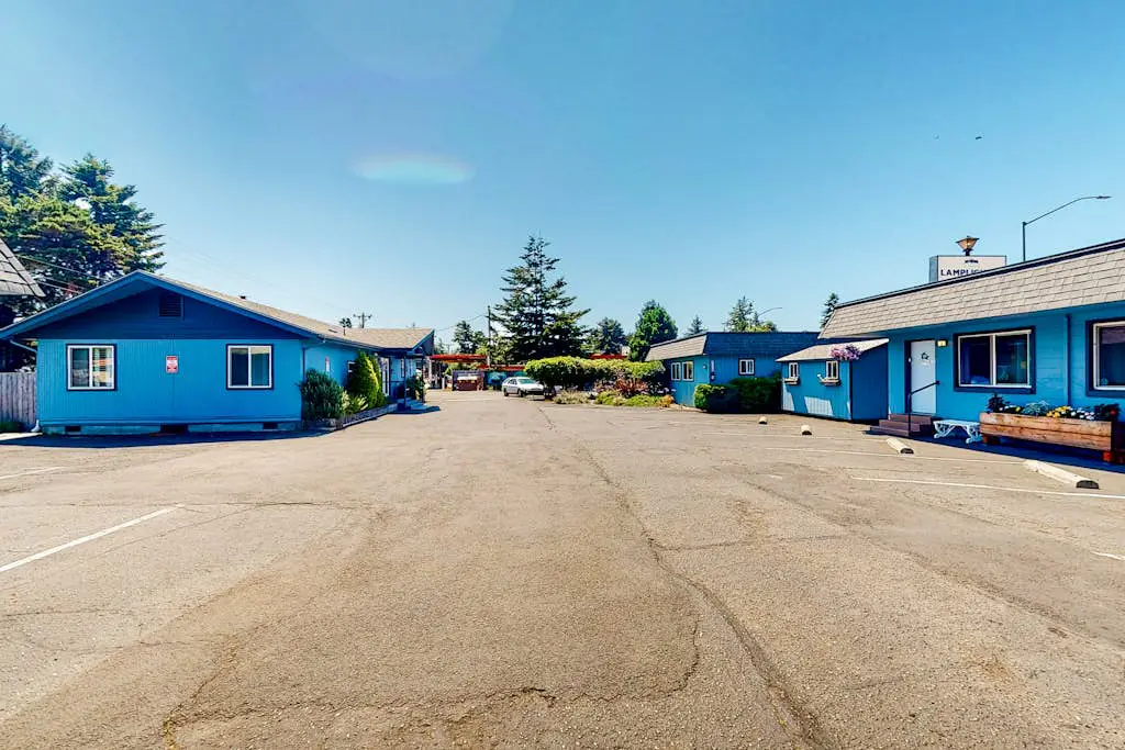 Lamplighter Inn Group Stay 2