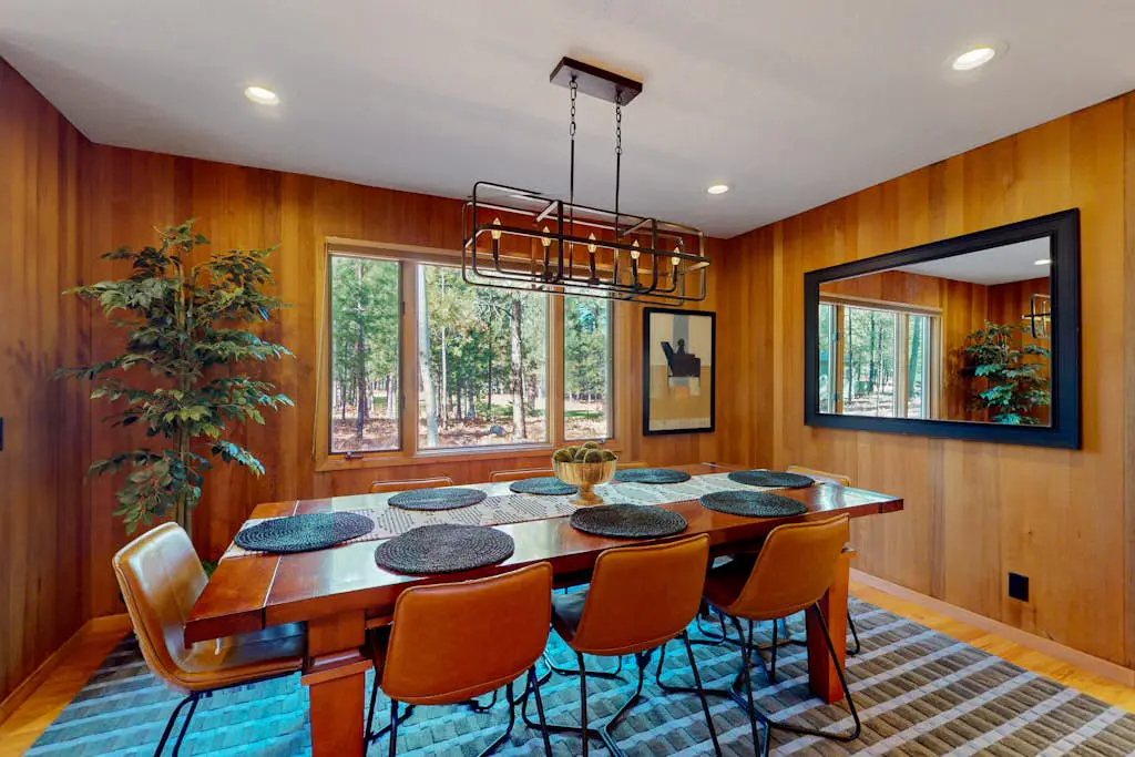 A modern mountain retreat designed for gathering, comfort and connection