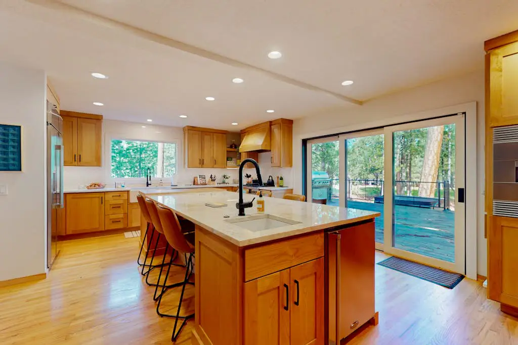 A modern mountain retreat designed for gathering, comfort and connection