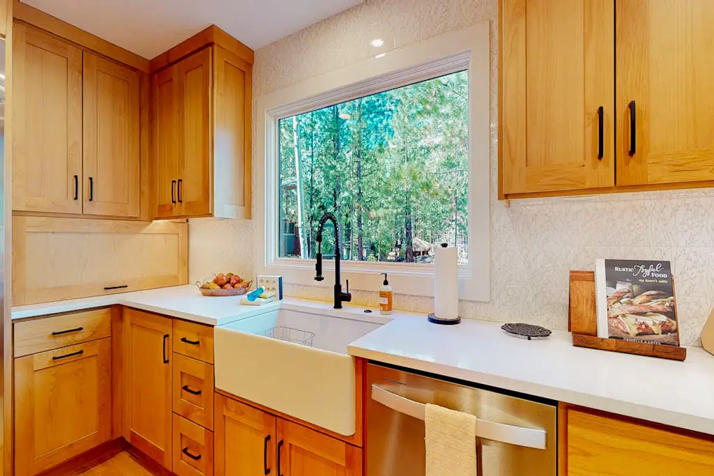A modern mountain retreat designed for gathering, comfort and connection