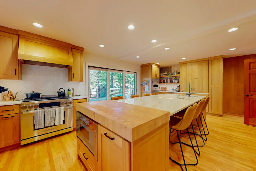 A modern mountain retreat designed for gathering, comfort and connection
