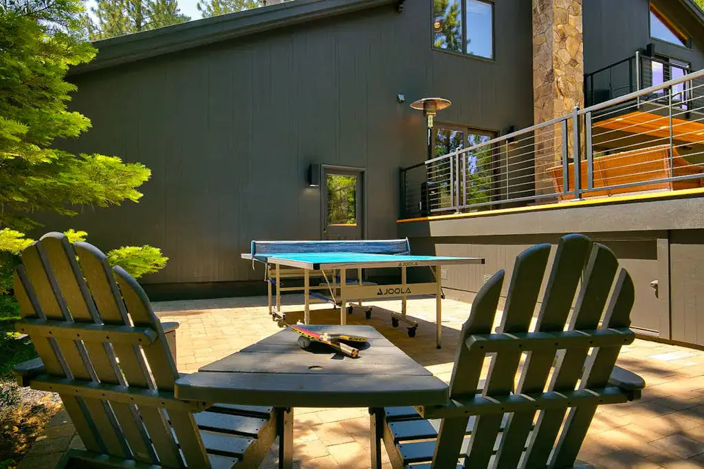 A modern mountain retreat designed for gathering, comfort and connection