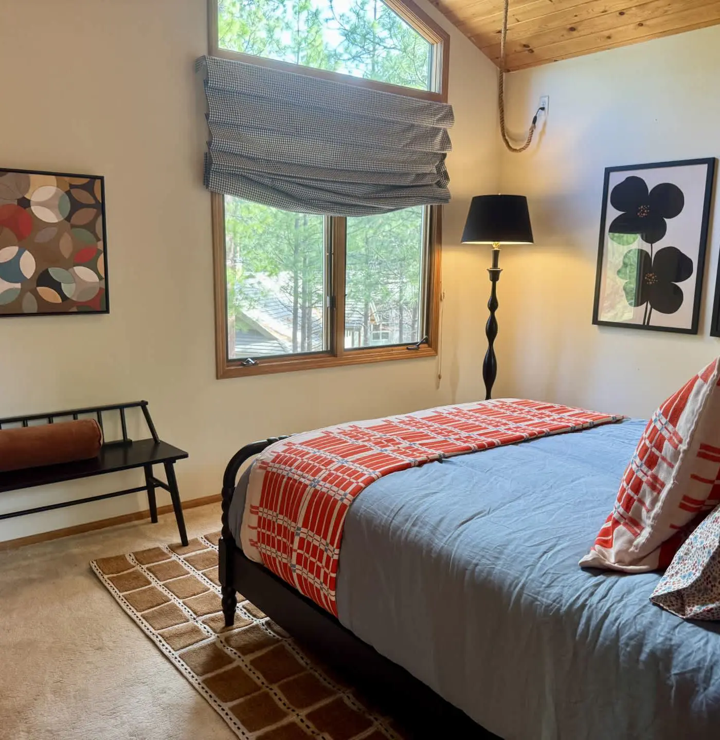 A modern mountain retreat designed for gathering, comfort and connection