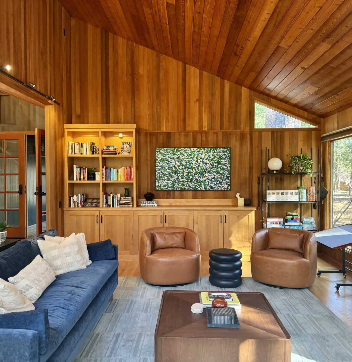 A modern mountain retreat designed for gathering, comfort and connection