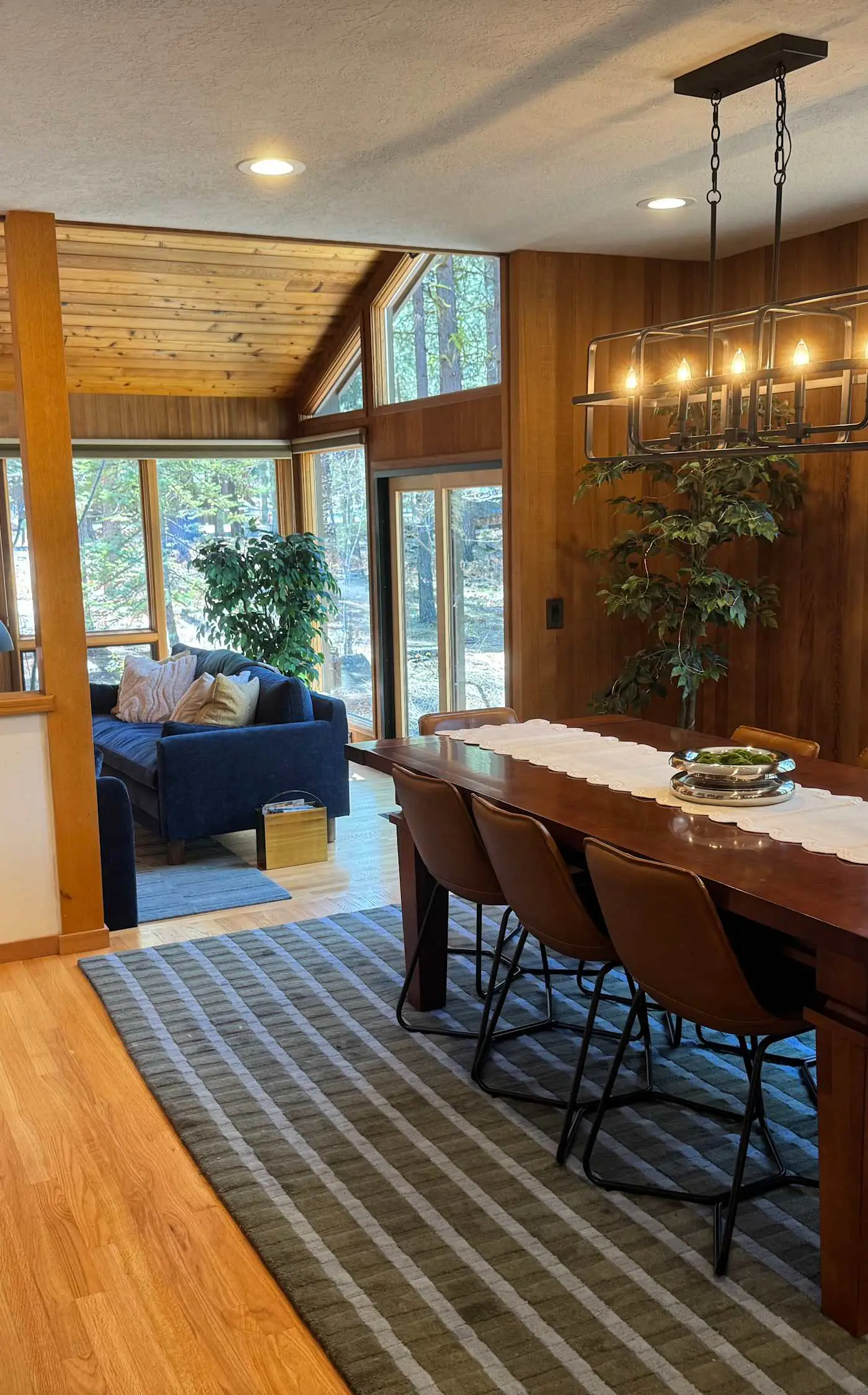 A modern mountain retreat designed for gathering, comfort and connection