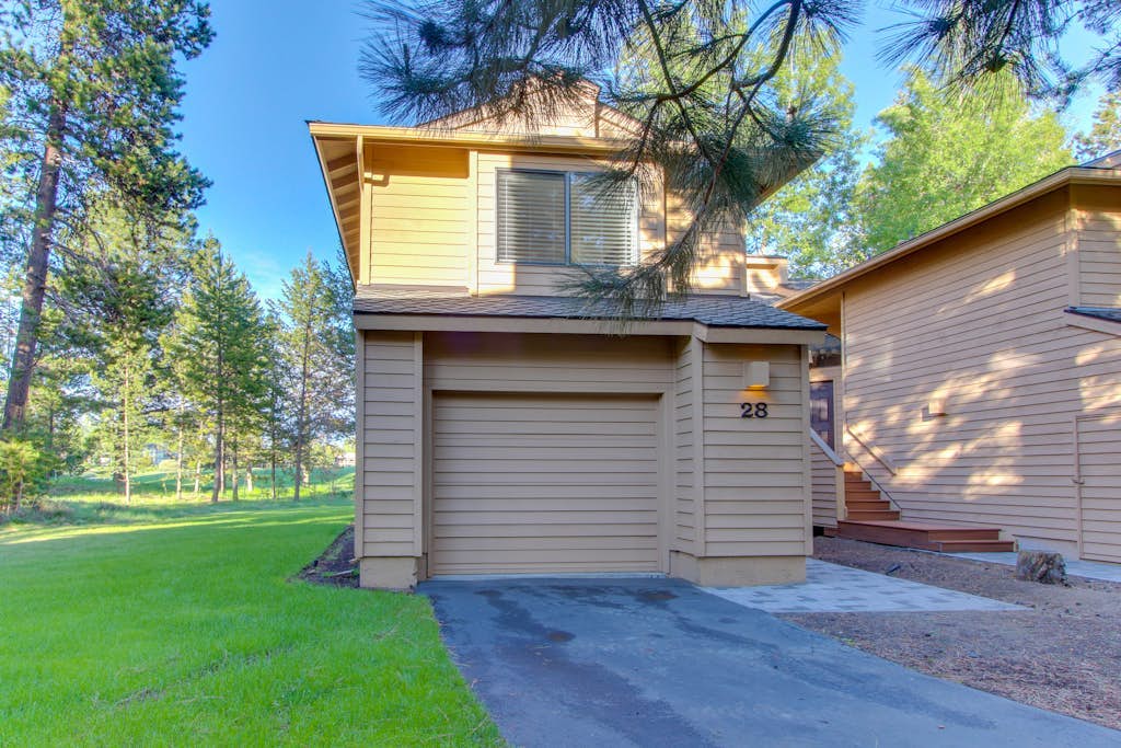 Fairway Village 28